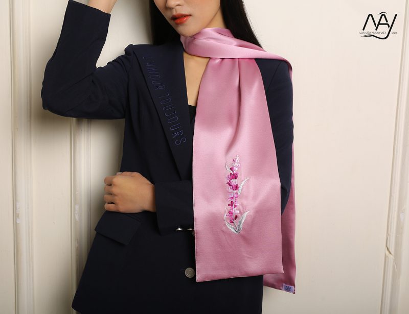 silk scarf embroidered with lavender purple pink 3