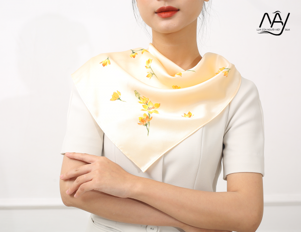 silk scarf hand painted swan flower 55x55 beige color